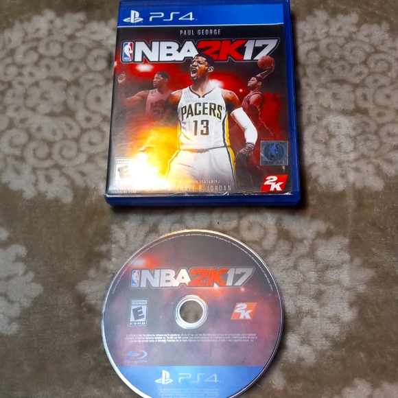 Lot 35 Ps4 2 - GAME LOT - NBA2K 17 AND 18 - Picture 2 of 5
